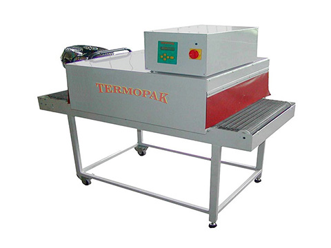 TERMOPAK SOLIDPACK förpackningsmaskiner system tunnlar universalautomatiska svetsmaskiner transportörer tillverkare i Polen